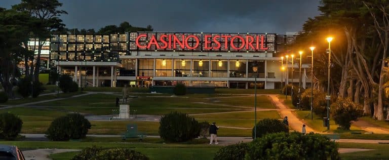 Festa M80 no Casino Estoril